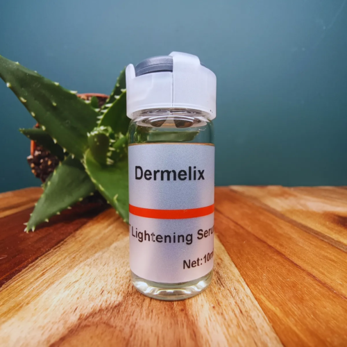 Dermelix CM-009 Whitening Essentie Poeder met focus op verminderen huidpigmentatie.